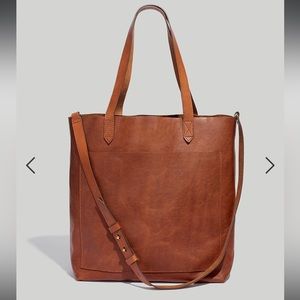 The Medium Transport Tote